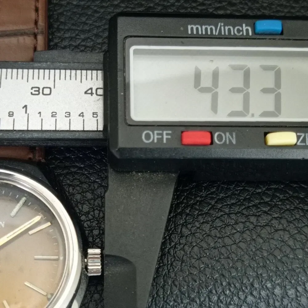 Vintage 1973 Citizen Manual Wound Mens Silver Watch & Gold accents